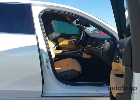 2018 Volvo S90 T5 Momentum from USA, damaged, VIN LVY982AKXJP024576